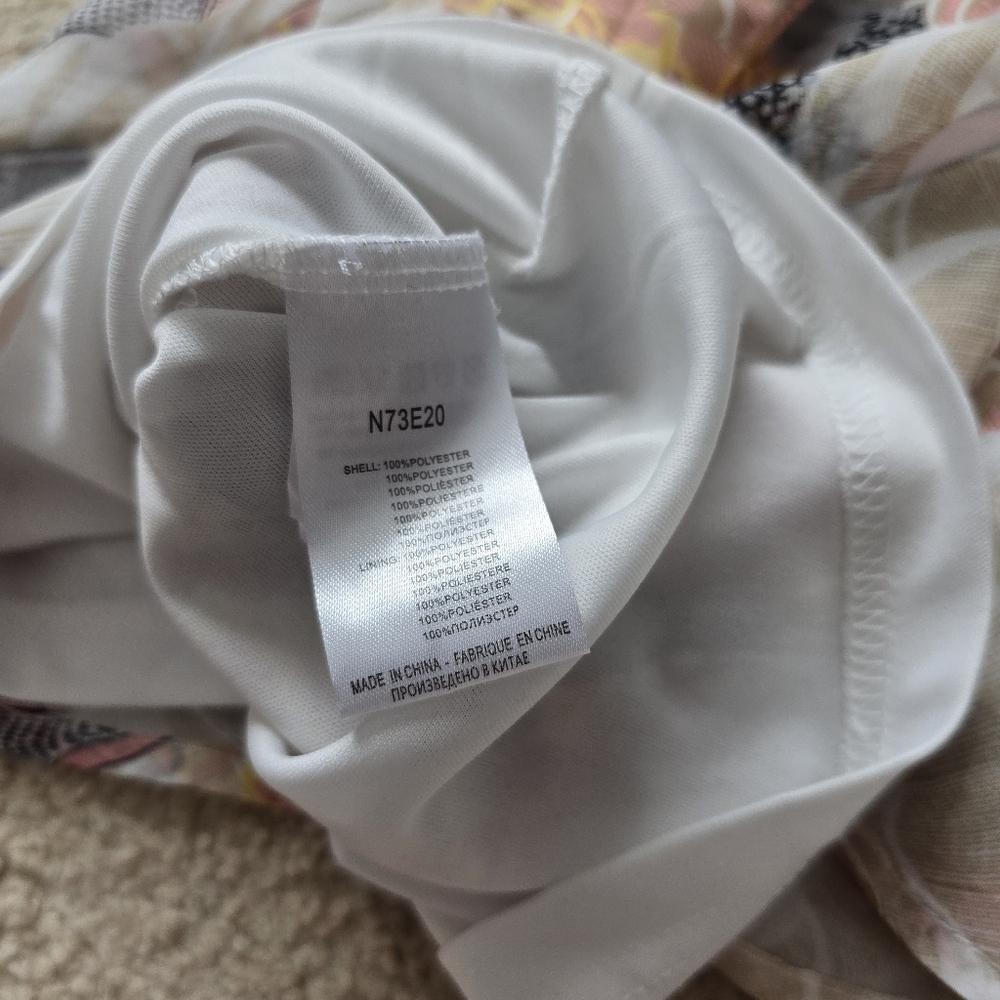 NWT Molly Bracken Floral Dress - Picture 11 of 12